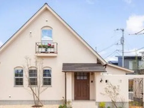 Ngôi nhà có vẻ ngoài bình thường nhưng bên trong lại là thiết kế lý tưởng