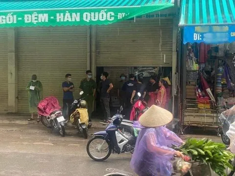 Bàng hoàng phát hiện vợ chồng chủ cửa hàng tử vong trong tư thế treo cổ