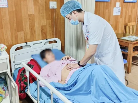 Bà bầu phải đình chỉ thai kỳ khẩn cấp nếu rơi vào trường hợp sau