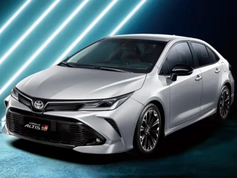 Toyota Corolla Altis 2023 vừa thêm bản mới nhưng có trang bị cải lùi như xe hạng A
