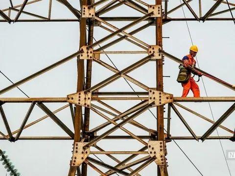 Bộ Công Thương nêu quan điểm về việc giá điện bán lẻ tăng 3%