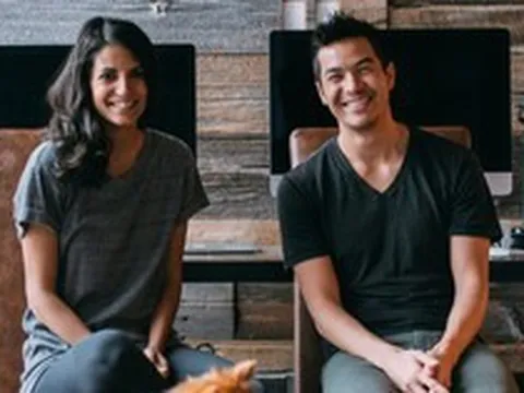 Ca ngợi lối sống “thu nhập nhân đôi, không con cái”, các cặp vợ chồng hiện đại bị chỉ trích dữ dội