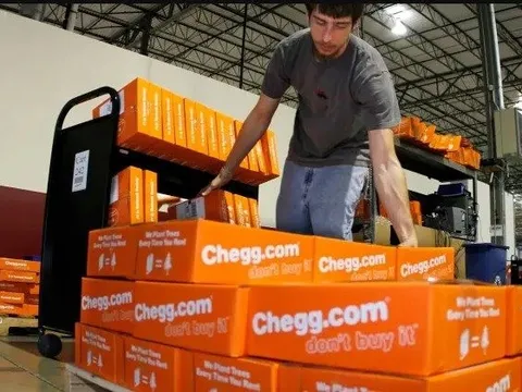 Bị ChatGPT 'cướp việc', một doanh nghiệp mất 18 triệu USD doanh thu, vốn hóa bay 50% chỉ trong 1 ngày
