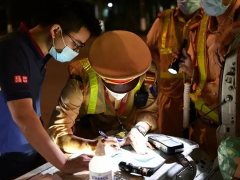 Chậm nộp tiền phạt, tài xế sẽ bị tính thêm "lãi ngày"