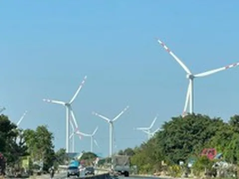 Điện mặt trời, điện gió chờ gỡ khó