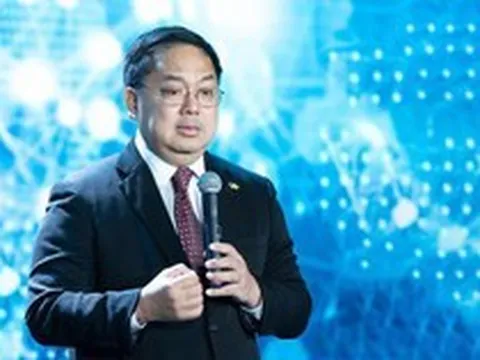 Sếp Hoàng Nam Tiến: Sinh viên Việt Nam mất "vị thế" vì thiếu kỹ năng này!