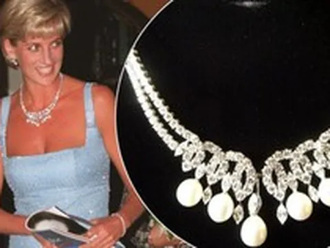 Chuyện chưa kể về món báu vật Vương phi Diana từng đeo trước khi qua đời