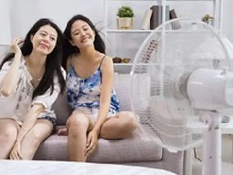 6 mẹo đơn giản và nhanh chóng để đánh bay cái nóng trong nhà