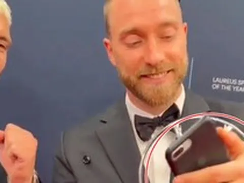 Kiếm gần 228 tỷ đồng mỗi năm nhưng tiền vệ ngôi sao của MU vẫn sử dụng mẫu iPhone 'đời cổ' ra mắt từ 6 năm trước