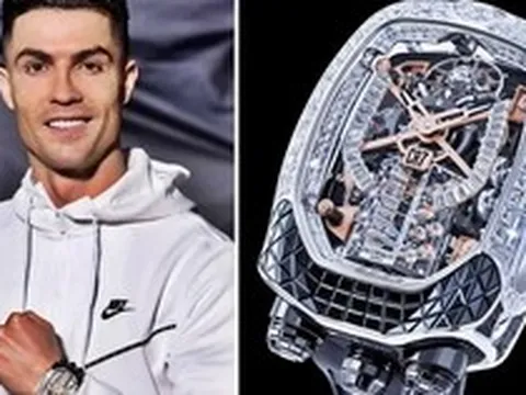 "Căn biệt thự" nhỏ xinh trên tay chứng tỏ Ronaldo vô cùng yêu thích một hãng xe