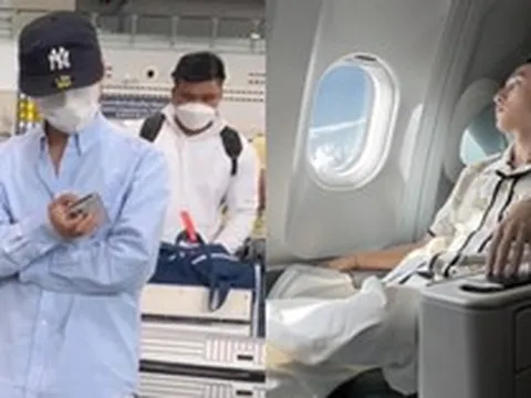 Sơn Tùng tự tung ảnh trên máy bay: Ngồi khoang thương gia, visual khác gì so với lần bị tóm diện 'quần ngủ' xếp hàng?