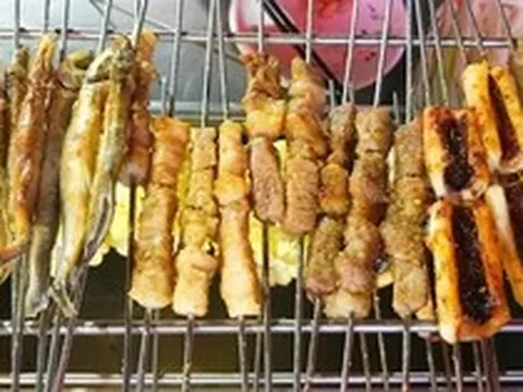 Cơn "sóng thần ẩm thực" ở Trung Quốc khiến khách sạn cháy phòng, đường sắt cháy vé: Nguyên nhân chỉ từ món ăn mà ở Việt Nam cũng có