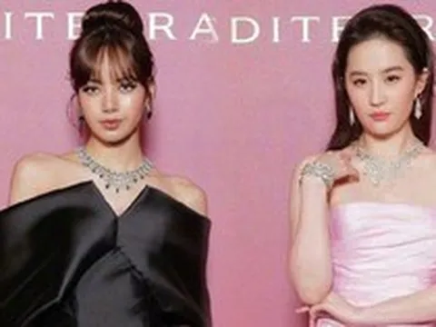 Khung hình hoàn mỹ nhất ngày hôm nay: Lưu Diệc Phi ngọt ngào đọ sắc cùng Lisa sang chảnh và quyền lực