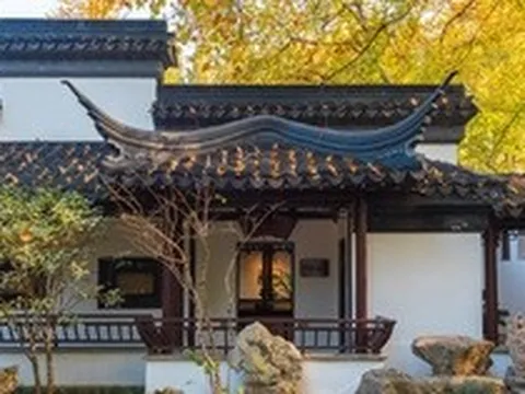 Khu vườn cổ 600 năm trường tồn cùng tuế nguyệt, cảnh sắc 4 mùa đẹp vĩnh cửu giữa thành phố Nam Kinh