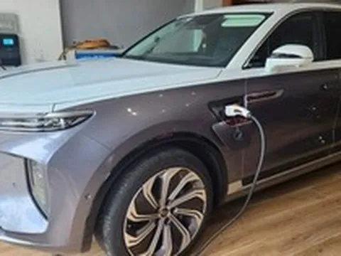 Mới đi 5.000km đã bán xe, chủ Hongqi E-HS9 chia sẻ: ‘Rẻ hẳn 1 tỷ đồng’
