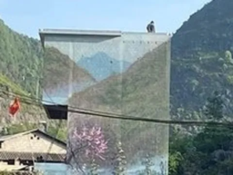 Sự thật về những ngôi nhà “xuyên thấu” gây sốt ở Hà Giang