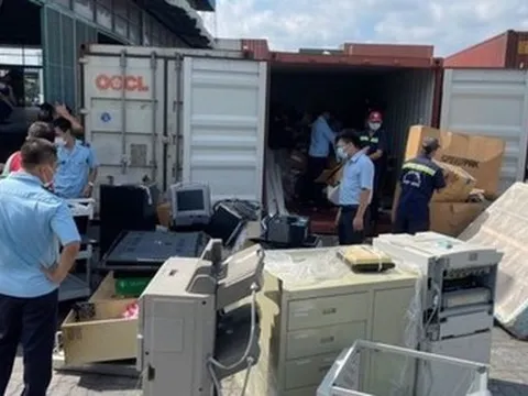 Cựu công an chống buôn lậu cầm đầu đường dây buôn lậu hơn 217 tỉ đồng