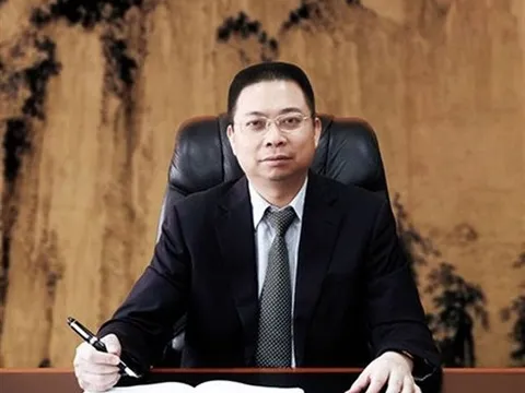 Xuất thân nghèo khó, người đàn ông trở thành tỷ phú đất nước tỷ dân: Kinh doanh bất động sản cực mát tay, đầu tư vô số lĩnh vực