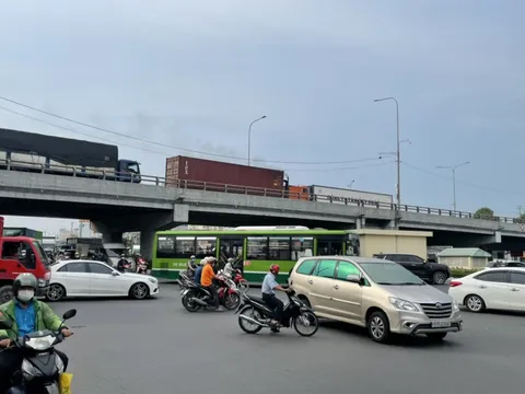Cận cảnh “điểm đen” nút giao An Sương