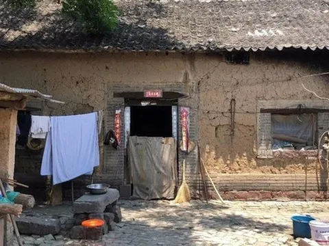 15 ngày cải tạo ngoạn mục ngôi nhà đổ nát của cụ ông 93 tuổi