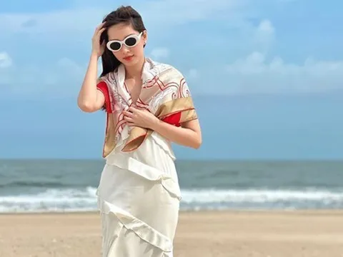 Lâu mới xuất hiện, Hoa hậu Đặng Thu Thảo lại được khen sắc vóc tuổi 32