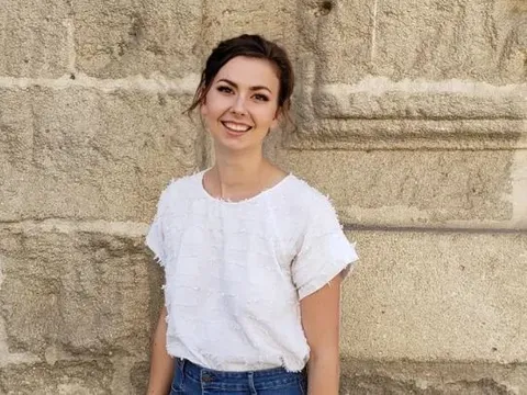 Chỉ với chiếc máy tính nhưng kiếm được 250 triệu đồng/tháng, tôi nhận ra bỏ việc văn phòng là quyết định sáng suốt nhất