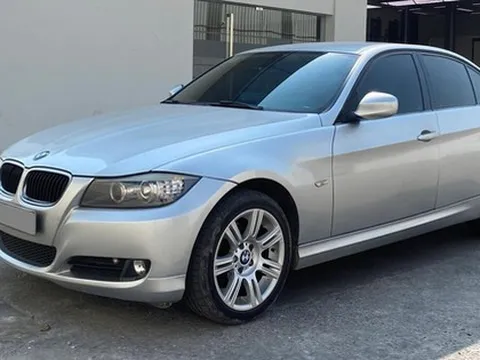 BMW 320i 13 năm tuổi rao bán giá rẻ hơn Kia Morning, người bán khẳng định 'xe còn rất mới'