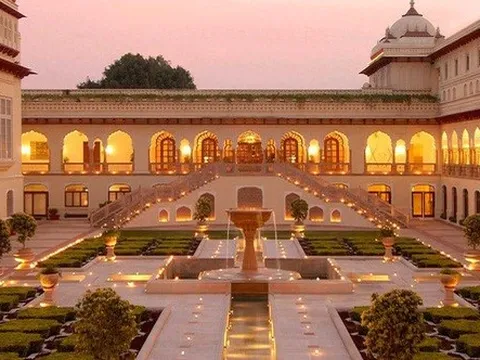 Bên trong khách sạn sang trọng bậc nhất thế giới