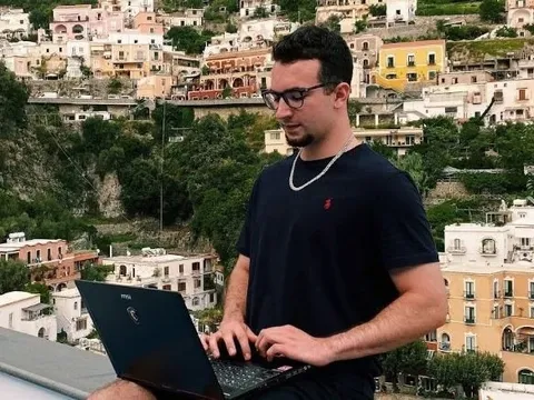 Chàng trai lãi chứng khoán 200 tỷ đồng trong 2 năm nhờ 4 mẹo cực dễ, chỉ cần suy nghĩ đơn giản là có thể làm nên chuyện