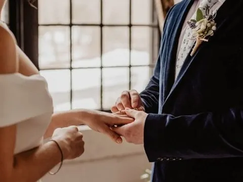 Nghiên cứu: Hôn nhân giúp duy trì sức khỏe một cách tích cực