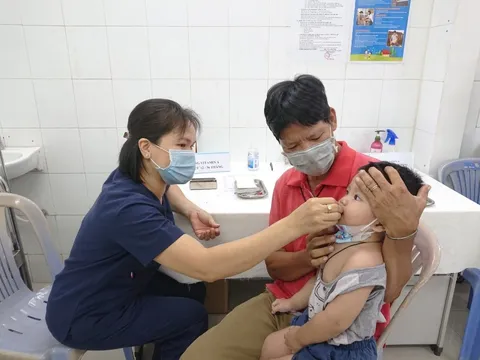 TP HCM triển khai chiến dịch bổ sung vitamin A liều cao cho trẻ
