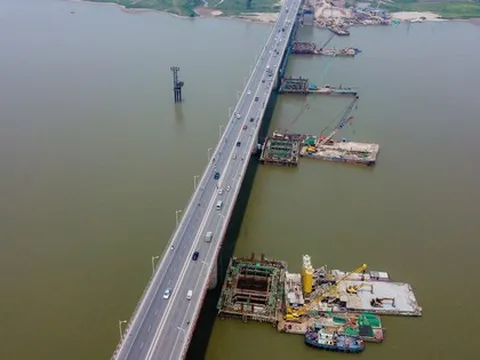 Đầu tư công phải là động lực tăng trưởng