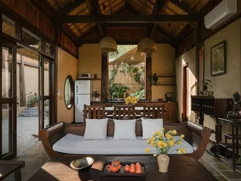 Chi 8 tỷ đồng làm nhà gỗ bên triền đồi để con gái được sống chan hòa với thiên nhiên