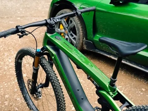 Porsche trình làng mẫu xe đạp điện có giá hơn 14.000 USD