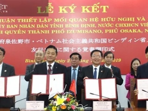 Không chờ 'đại bàng' tìm đến, Chủ tịch Bình Định sang Nhật Bản mời gọi