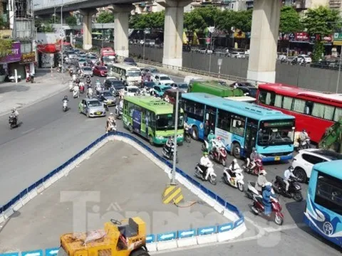 Rào đường thử nghiệm 5 ngày tại 8 'lô cốt' thi công trên đường Nguyễn Trãi