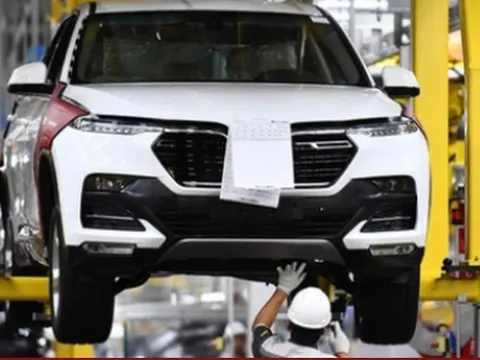 Chính phủ đồng thuận giảm 50% phí trước bạ với ô tô trong nước