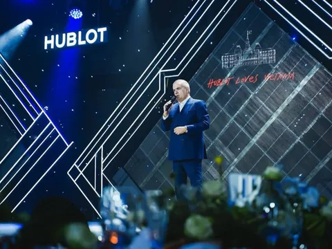 Giải mã thương hiệu đồng hồ xa xỉ được giới nhà giàu và Celeb ưa chuộng, có dòng sản phẩm chỉ vỏn vẹn 100 cái toàn thế giới