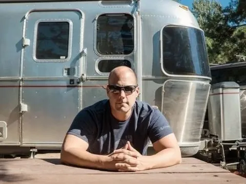 35 tuổi có mọi thứ trong tay, chàng trai được nghỉ hưu sớm nhờ tránh xa 3 quan niệm sai lầm người thường hay mắc phải