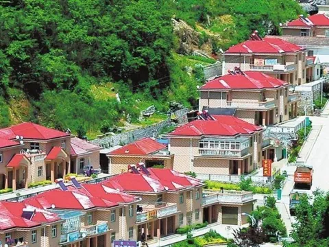 Kỳ lạ “làng đại gia” ở Trung Quốc: 100% là công nhân, thu nhập gần 100 triệu đồng/năm, nhưng ai cũng ở biệt thự, lái xe sang, nhận cổ tức "mỏi tay"