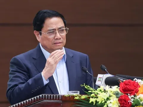 Thủ tướng chỉ đạo khẩn về cung ứng điện: Xử lý dứt điểm các dự án NLTT đã đầu tư xây dựng nhưng không kịp hưởng giá FIT ngay trong tháng này