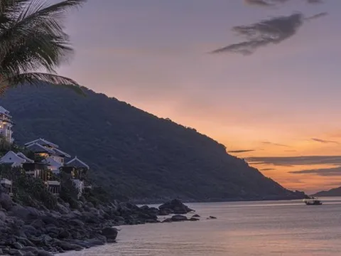 Một thành phố Việt Nam khiến du khách muốn 'bỏ máy ảnh xuống' và tận hưởng