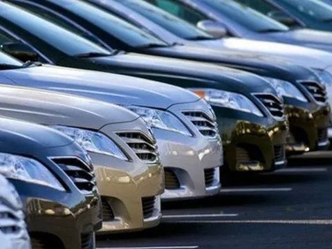 Chính phủ chỉ đạo giảm 50% phí trước bạ với ô tô trong nước