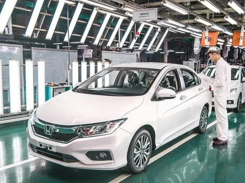Ô tô sản xuất, lắp ráp trong nước: Bộ Tài chính nói gì về đề xuất giảm lệ phí trước bạ?