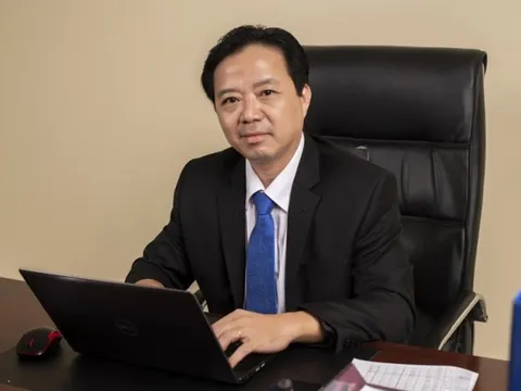 Gia cảnh đơn chiếc, Phó Tổng Giám đốc Angimex xin từ chức