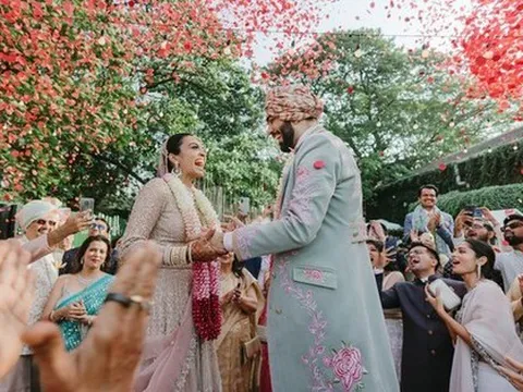 Đám cưới Ấn Độ xa hoa đã trở lại hoành tráng hơn bao giờ hết