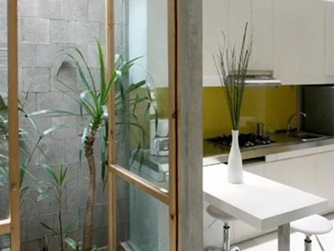 Nhà cấp 4 với nét đẹp từ cây cỏ phủ xanh bê tông, chi phí 353 triệu