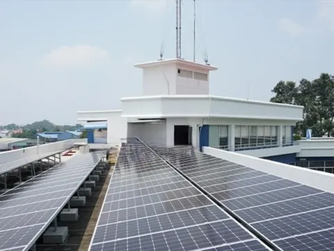 Ồ ạt làm điện mặt trời rồi 'đắp chiếu'