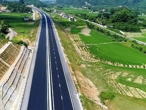 Đầu tư cao tốc Hòa Bình - Mộc Châu giai đoạn 1 quy mô 2 làn xe