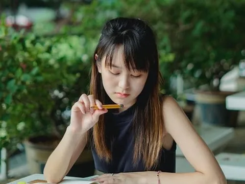 Quan điểm của người trẻ khi chọn giảm một nửa thu nhập vì muốn có nhiều thời gian nghỉ ngơi